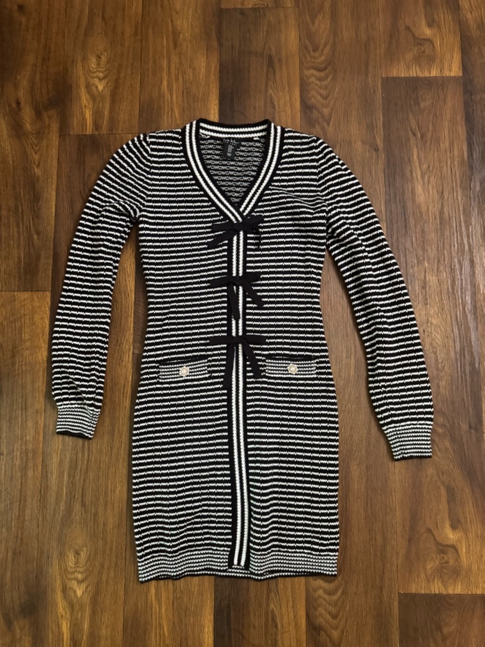 Nicole Miller Black and White Long Sleeve Striped Knit Dress